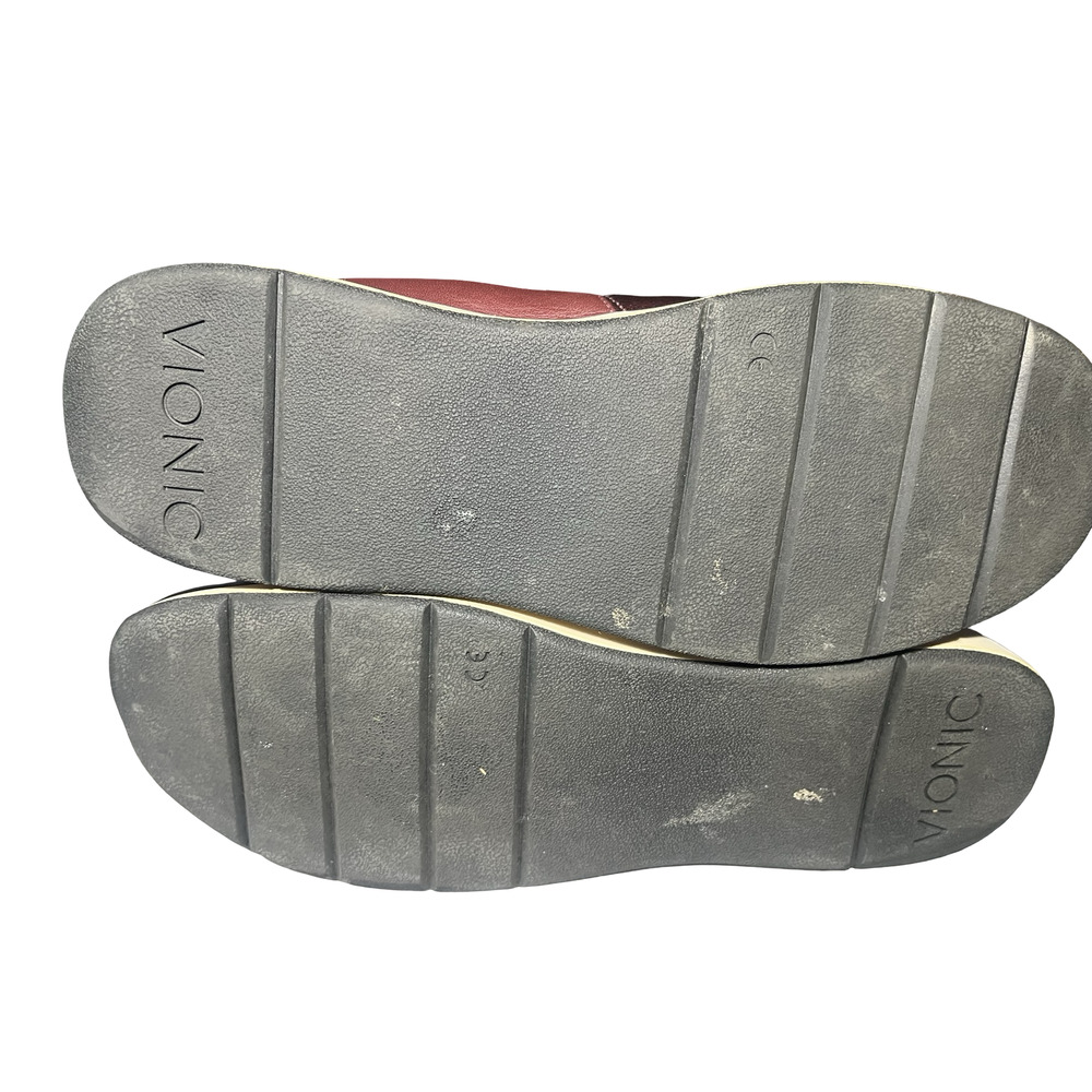 Vionic Shoes Womens Size 10 Red Cadee Camo Mary Jane Flats Slip On Comfort - Picture 9 of 9